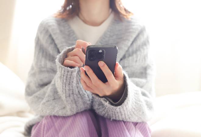 LINEの非表示とブロックの機能の違いとは？浮気の疑いが消えない理由