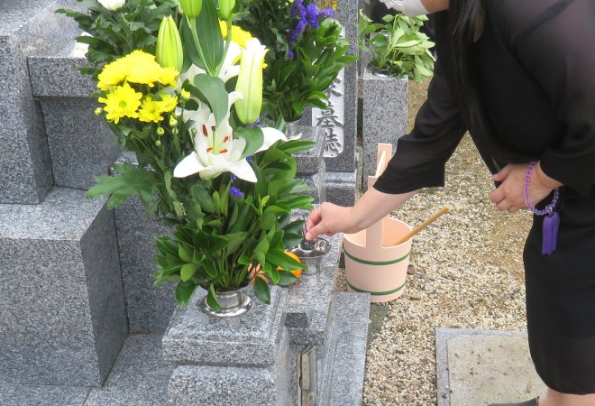 不倫相手のお墓は時間が経つと見つかりにくくなる