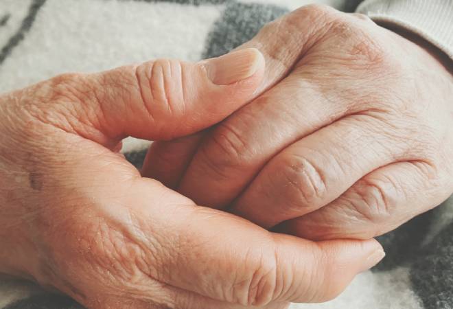 親の老人ホームでの生活環境を確認したい方へ