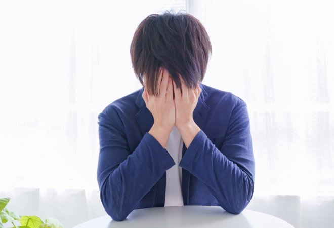 売掛を飛んだ女性を探さず放置するリスク