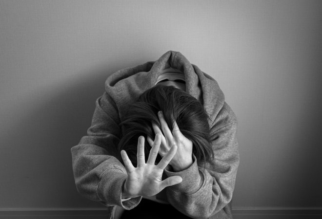 娘が出会い喫茶に行っているか確かめず放置する危険性。