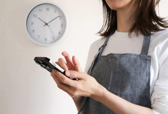 連絡を拒否する一人暮らしの娘への不安。