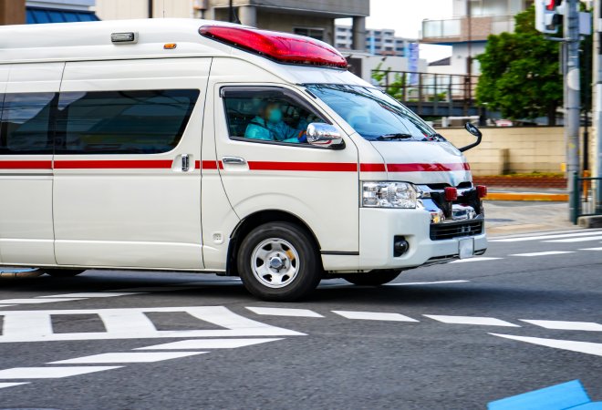 高齢の親の家がゴミ屋敷になっているか確かめず放置するリスク。